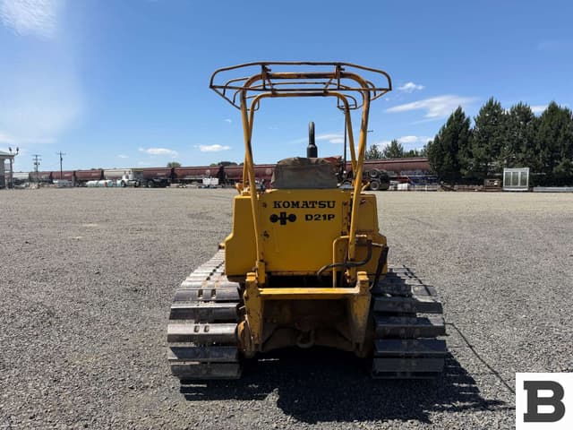 Image of Komatsu D20P equipment image 3