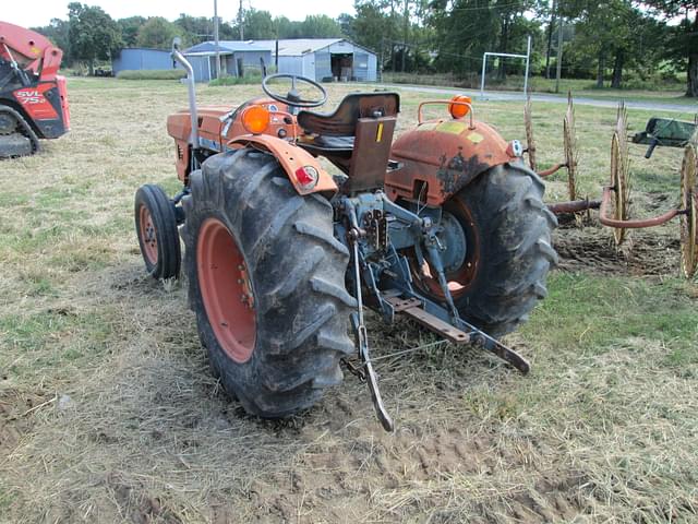 Image of Kubota L305 equipment image 3