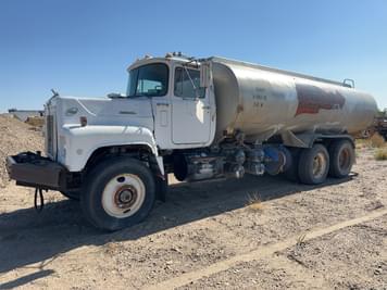 Main image Mack RS600L