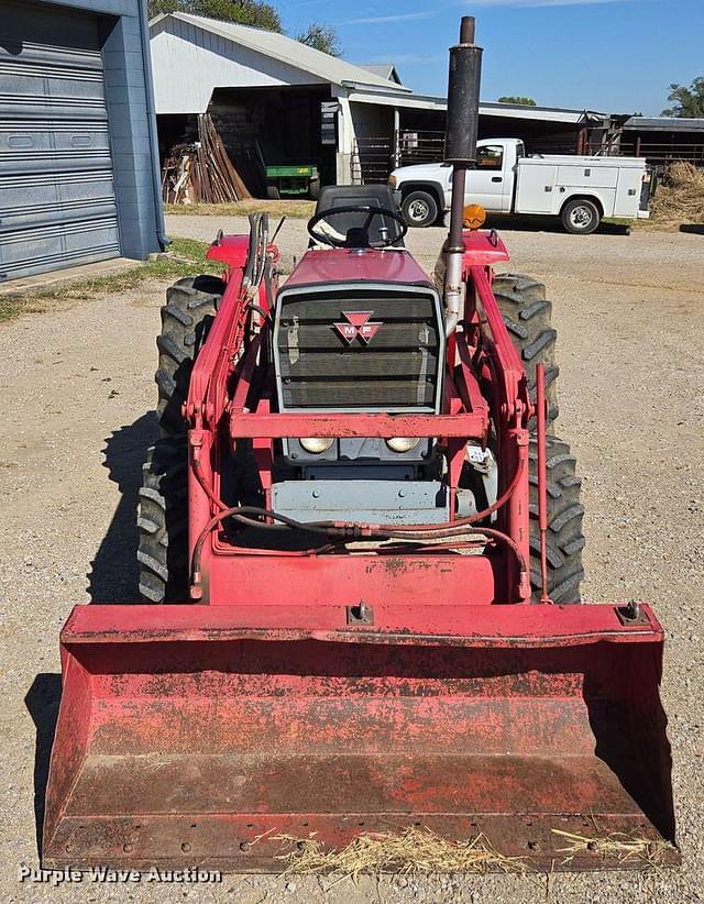 Image of Massey Ferguson 220 equipment image 1