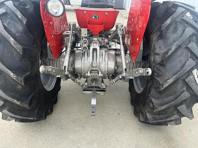 Image of Massey Ferguson 255 equipment image 2