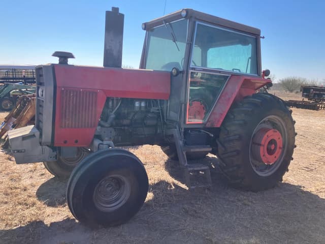Image of Massey Ferguson 2705 equipment image 1