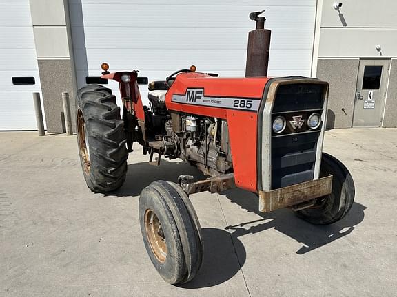 1979 Massey Ferguson 285 Equipment Image0