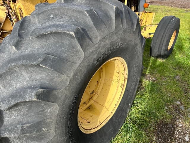 Image of New Holland 2100 equipment image 4