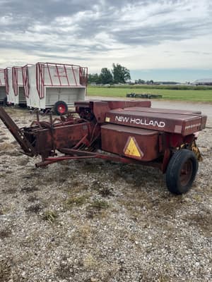 1979 New Holland Hayliner 310 Image