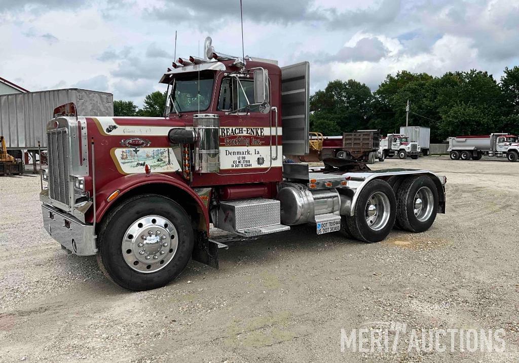 Image of Peterbilt 359 Primary image