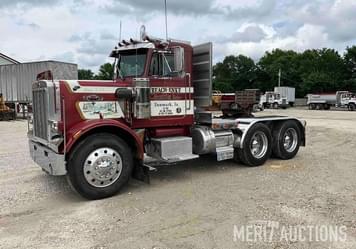Main image Peterbilt 359
