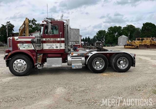 Image of Peterbilt 359 equipment image 1