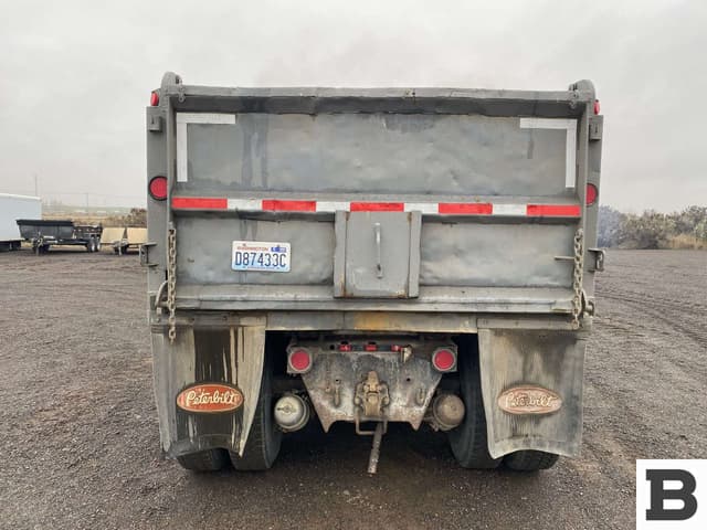 Image of Peterbilt 359M19F equipment image 3