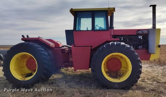 Image of Versatile 855 equipment image 3