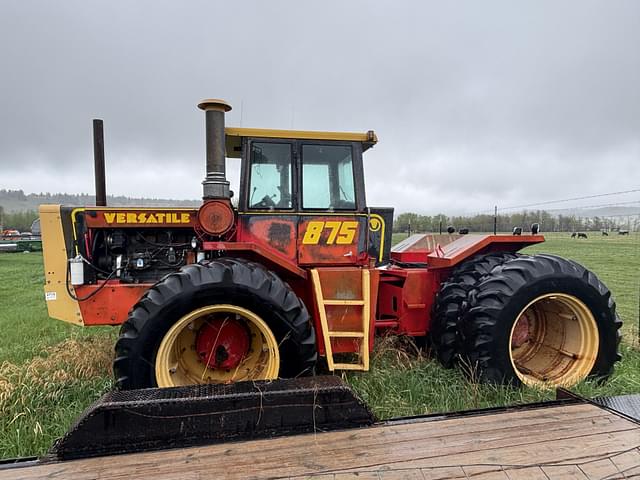 Image of Versatile 875 equipment image 1