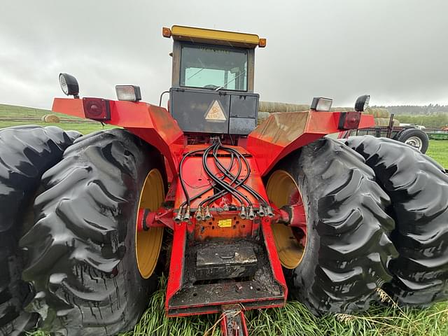 Image of Versatile 875 equipment image 3