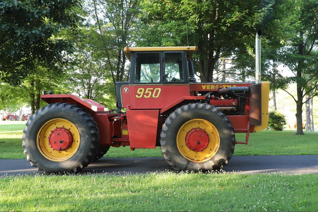 Image of Versatile 950 Primary image