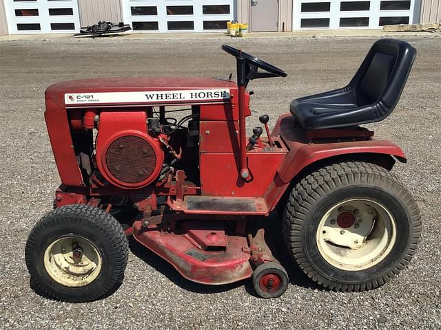 Image of Wheel Horse C-121 equipment image 2