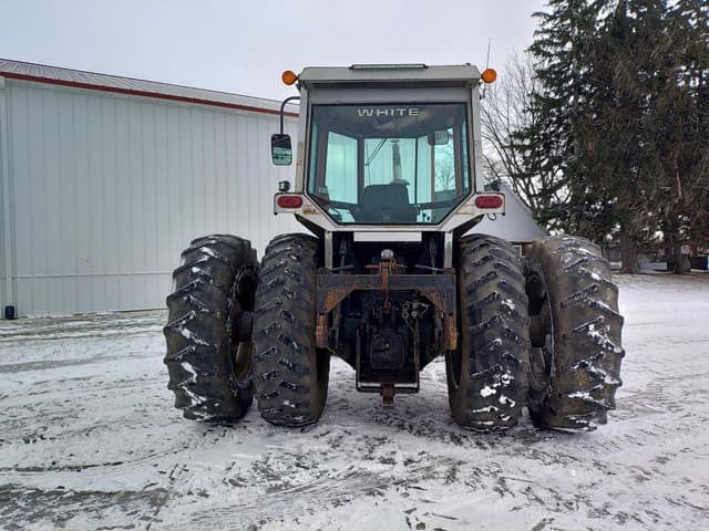 Image of White 2-135 equipment image 4