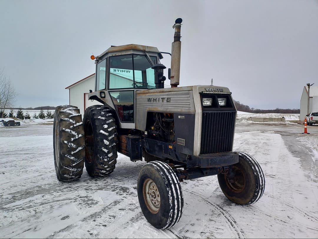 Image of White 2-135 Primary image