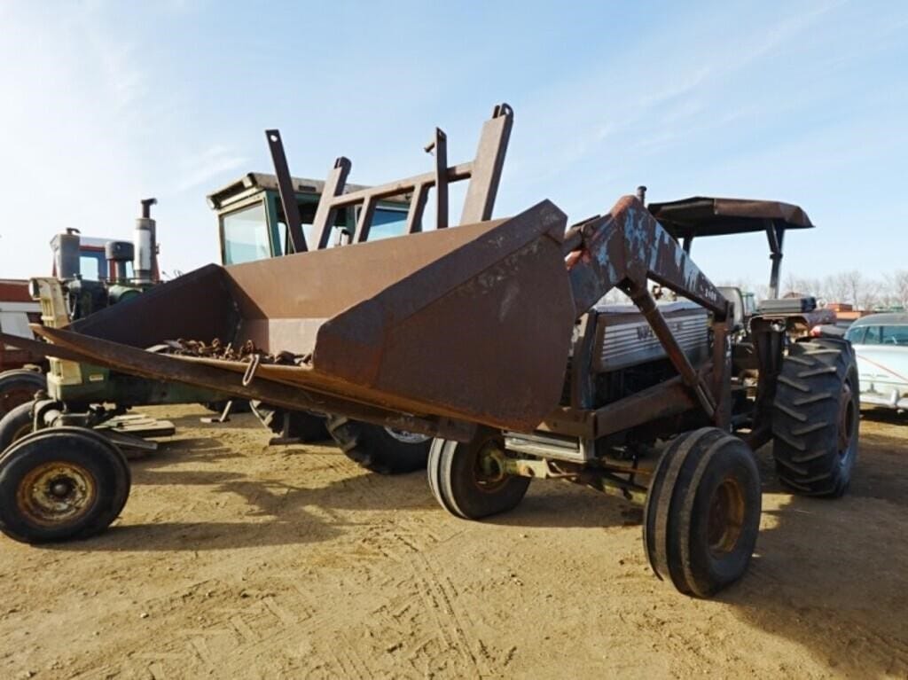 1979 White 2-70 Equipment Image0