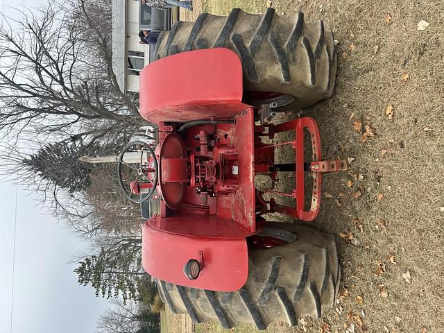 Image of International Harvester 600 equipment image 3