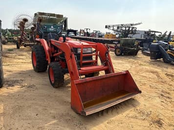 Main image Kubota L3400