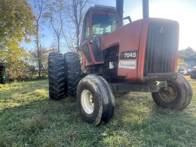 Image of Allis Chalmers 7045 equipment image 2