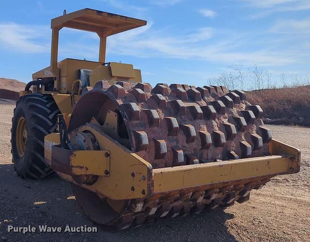 Image of Bomag BW210PD equipment image 2