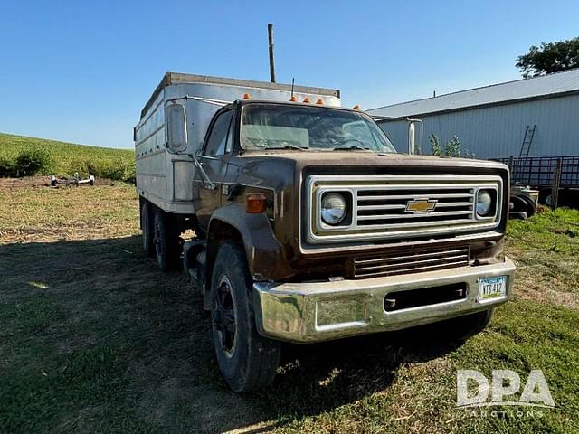 Image of Chevrolet C65 equipment image 3