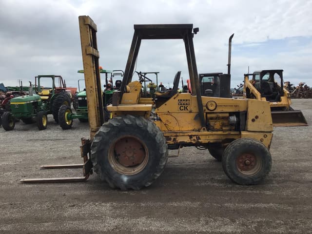 Image of Case 584 equipment image 1