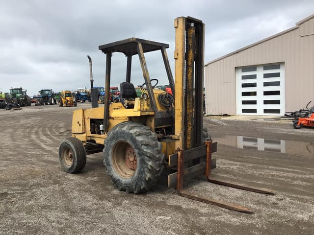 Image of Case 584 equipment image 2