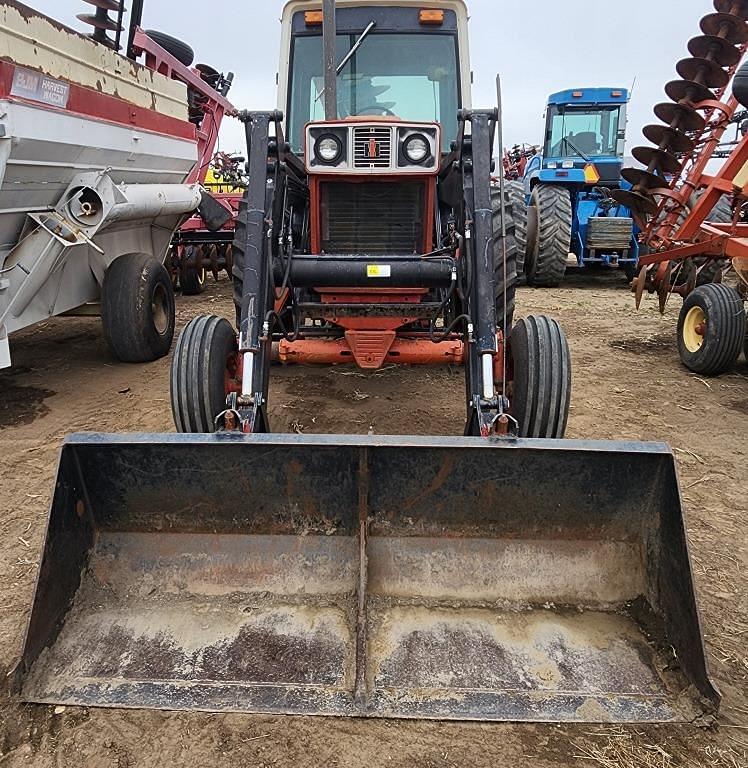 Main image International Harvester 1086 1