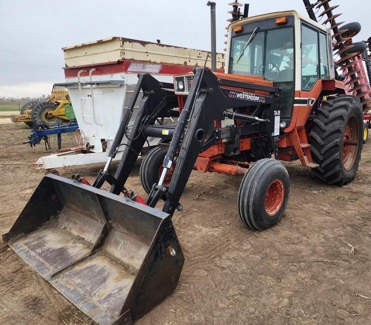Main image International Harvester 1086 2