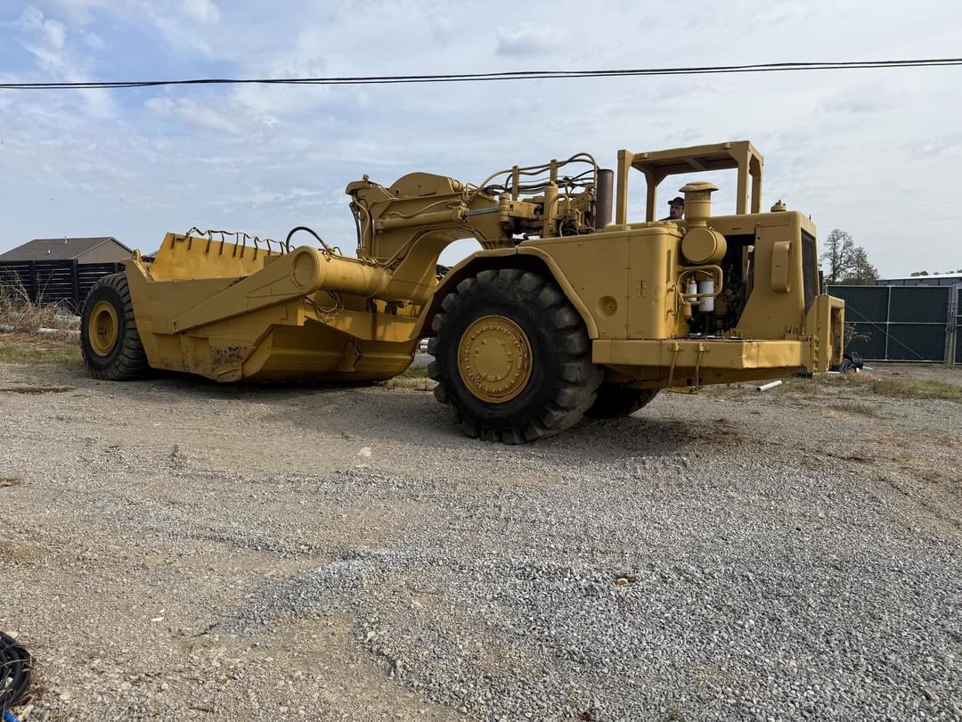 Image of Caterpillar 621B Primary image