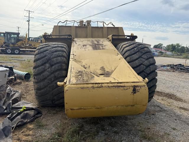 Image of Caterpillar 621B equipment image 3