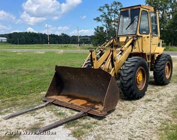 Main image Caterpillar 910