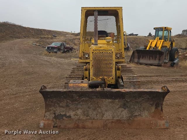 Image of Caterpillar D3B equipment image 1