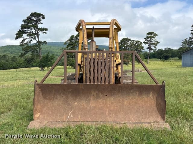 Image of Caterpillar D5B equipment image 1