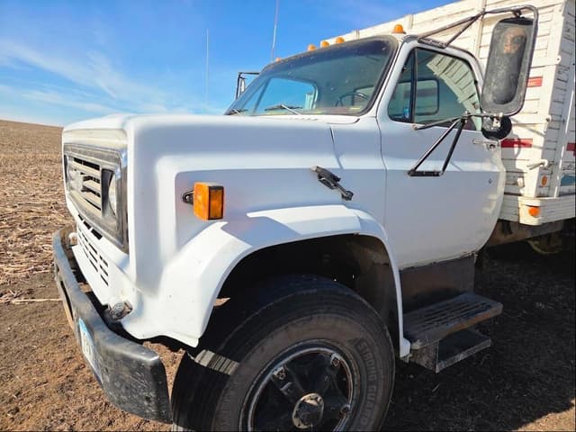 Image of Chevrolet C70 equipment image 4