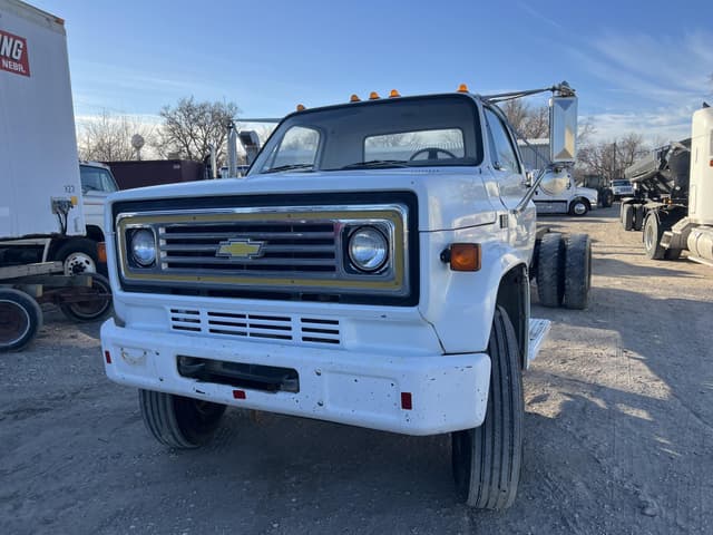 Image of Chevrolet C70 equipment image 1