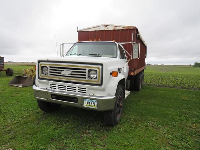 Image of Chevrolet C70 equipment image 1