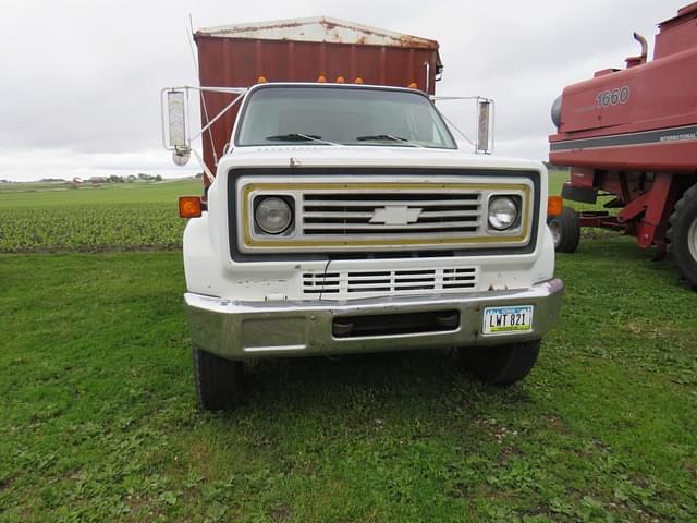 Image of Chevrolet C70 equipment image 2
