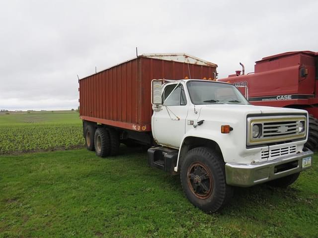 Image of Chevrolet C70 equipment image 3