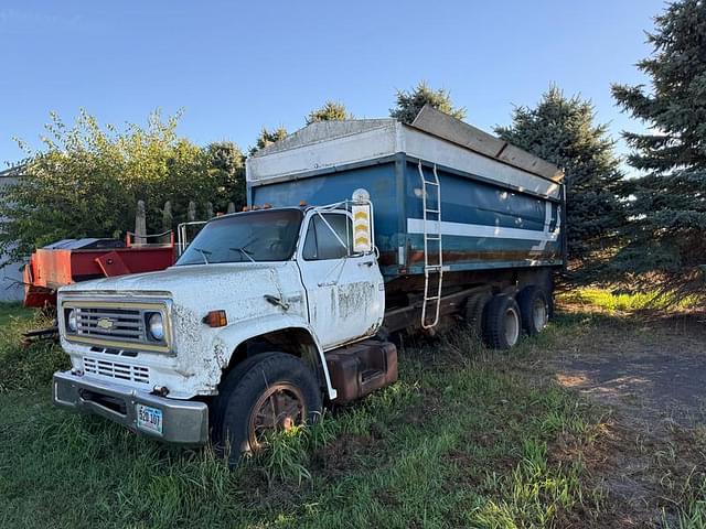 Image of Chevrolet 6500 equipment image 1