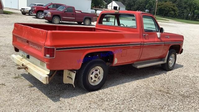 Image of Chevrolet C20 equipment image 3