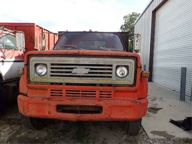 Image of Chevrolet C60 equipment image 1