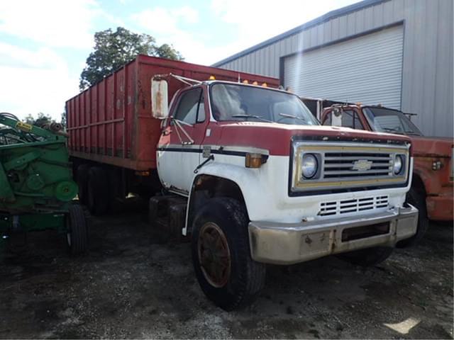 Image of Chevrolet C65 equipment image 2