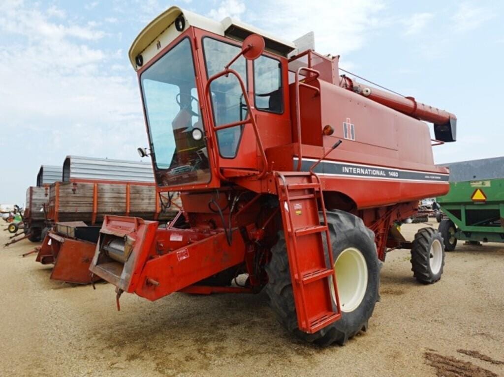 1980 Case IH 1460 Equipment Image0