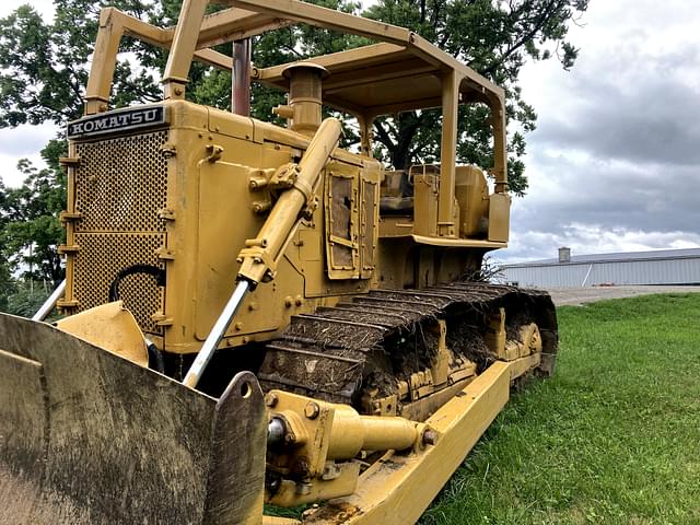 Image of Komatsu D85-12 equipment image 1