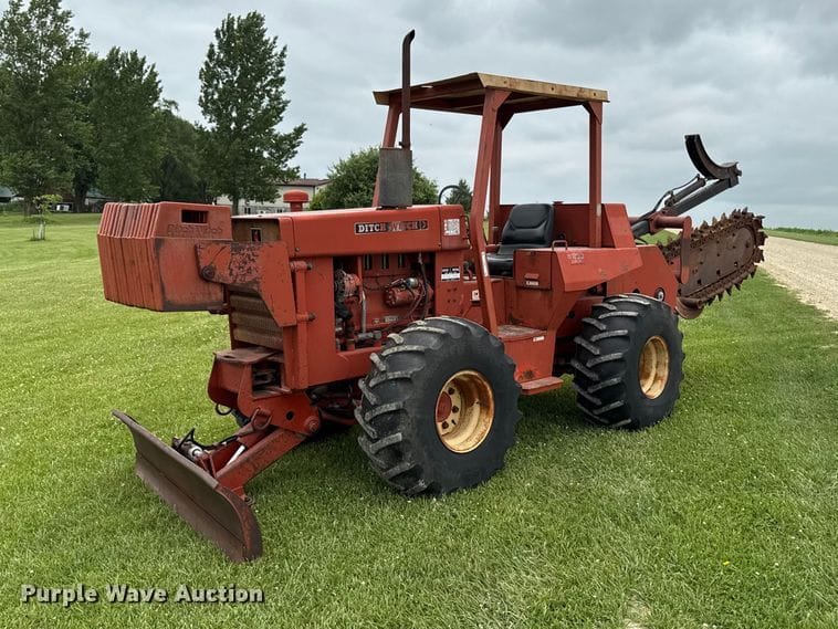 1980 Ditch Witch 6510 Equipment Image0