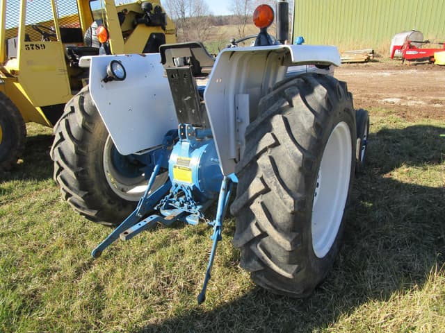 Image of Ford 3000 equipment image 2