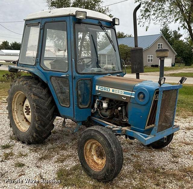 Image of Ford 3600 equipment image 2