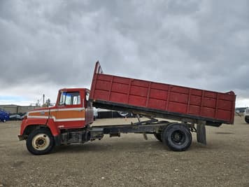 Main image Ford 7000